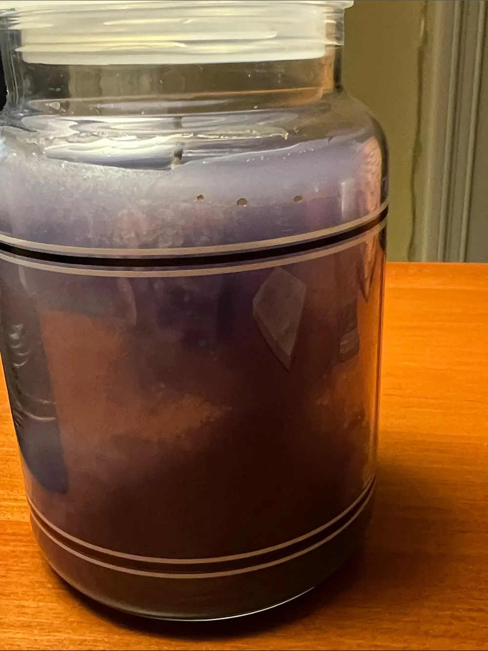 Yankee Candle Hydrangea Jar Candle - Rare Black Band - Slightly used